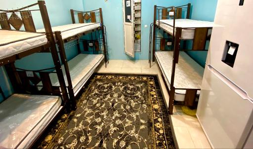 عکس سالن مطالعه و کتابخانه دخترانه فرهنگ اندیشه