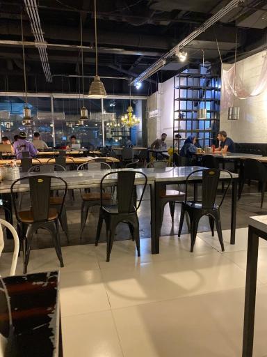 عکس وی کافه