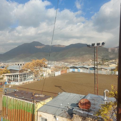 عکس باشگاه سوارکاری کمرد