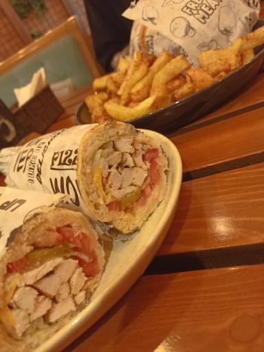 عکس کافه رستوران لپان