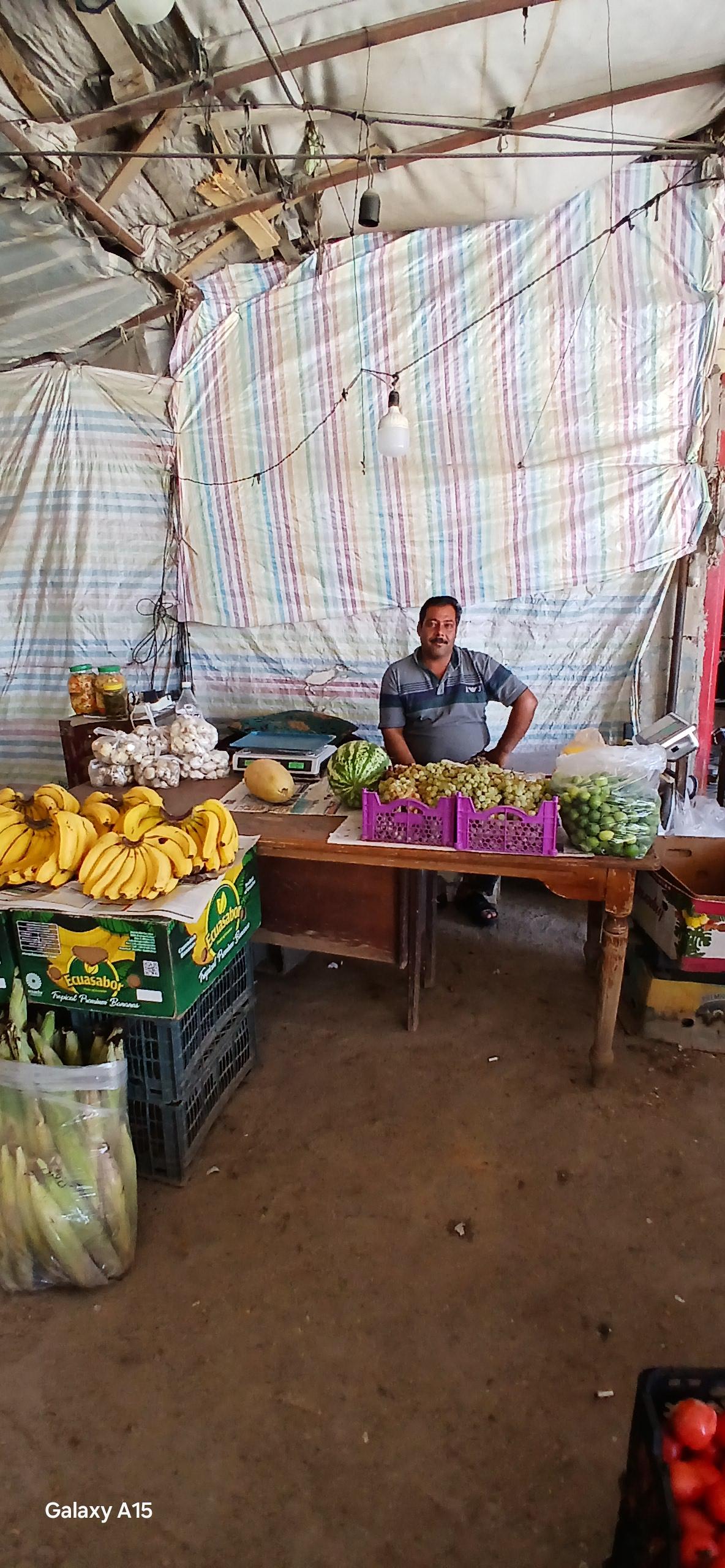 عکس دکه تره بار برادران قدوسی