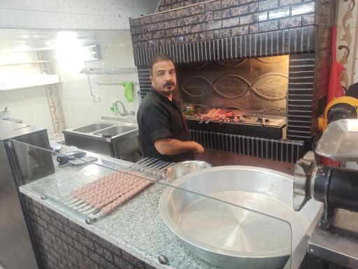 کبابی نارنج شعبه ۳