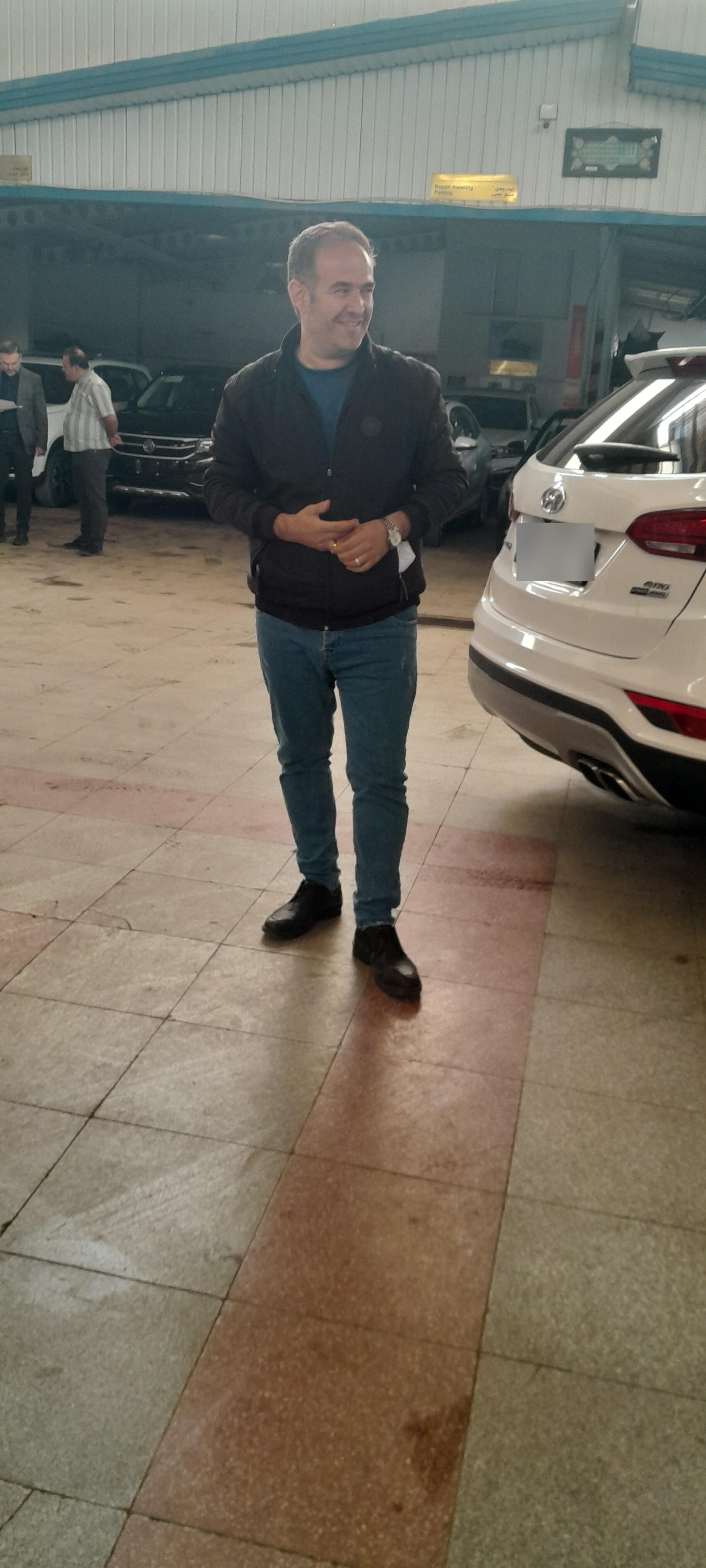 عکس نمایندگی فردا موتورز