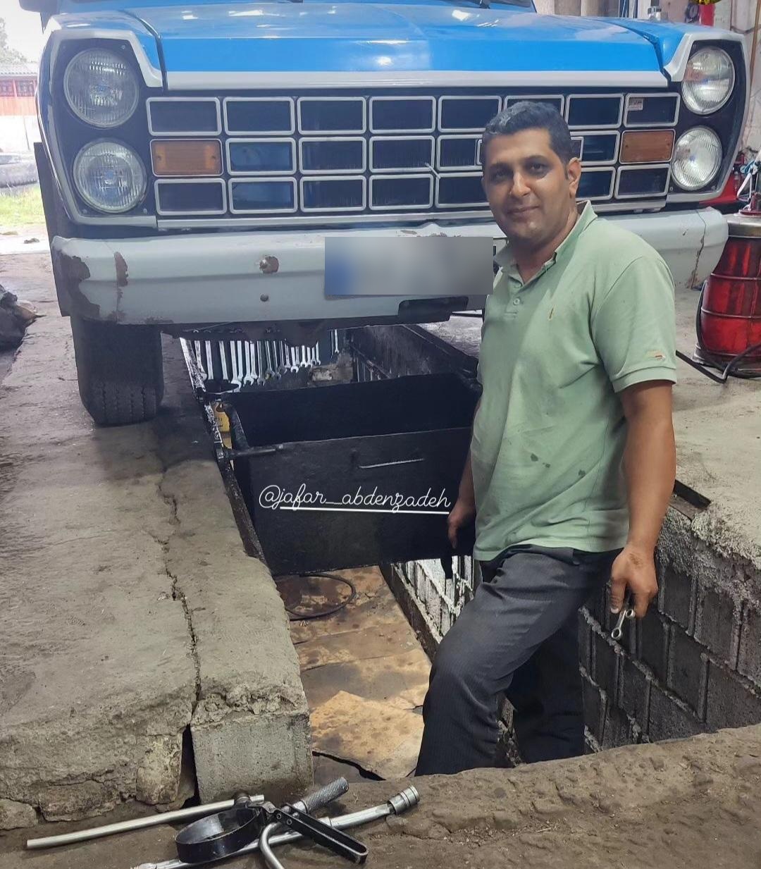 عکس تعویض روغن و آپاراتی عابدین زاده