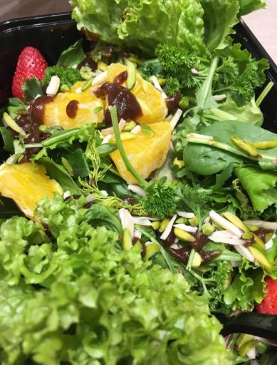 عکس فست فود تیکا