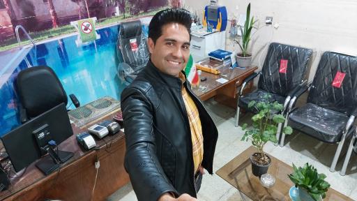 عکس مشاور املاک معقولی