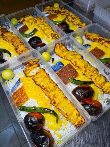 عکس دیزی سرا و کبابی افضلی