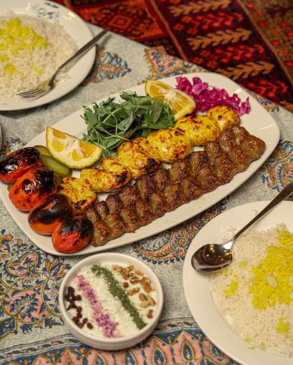 عکس دیزی سرا و کبابی افضلی