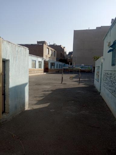 عکس دبستان پسرانه و دخترانه امید