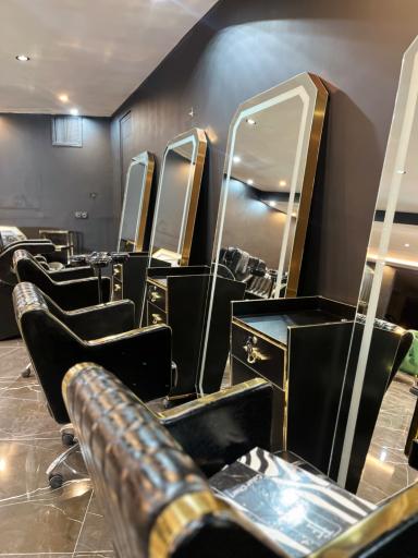 عکس سالن زیبایی آذین دخت