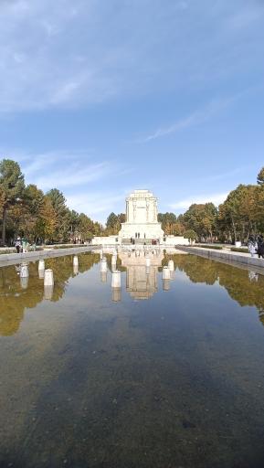 عکس آرامگاه فردوسی