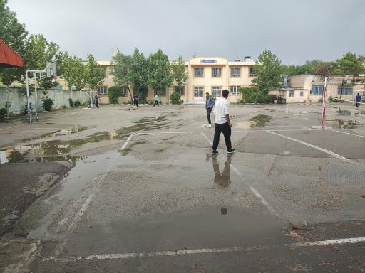 عکس دبیرستان پسرانه نمونه دولتی اسلامیه