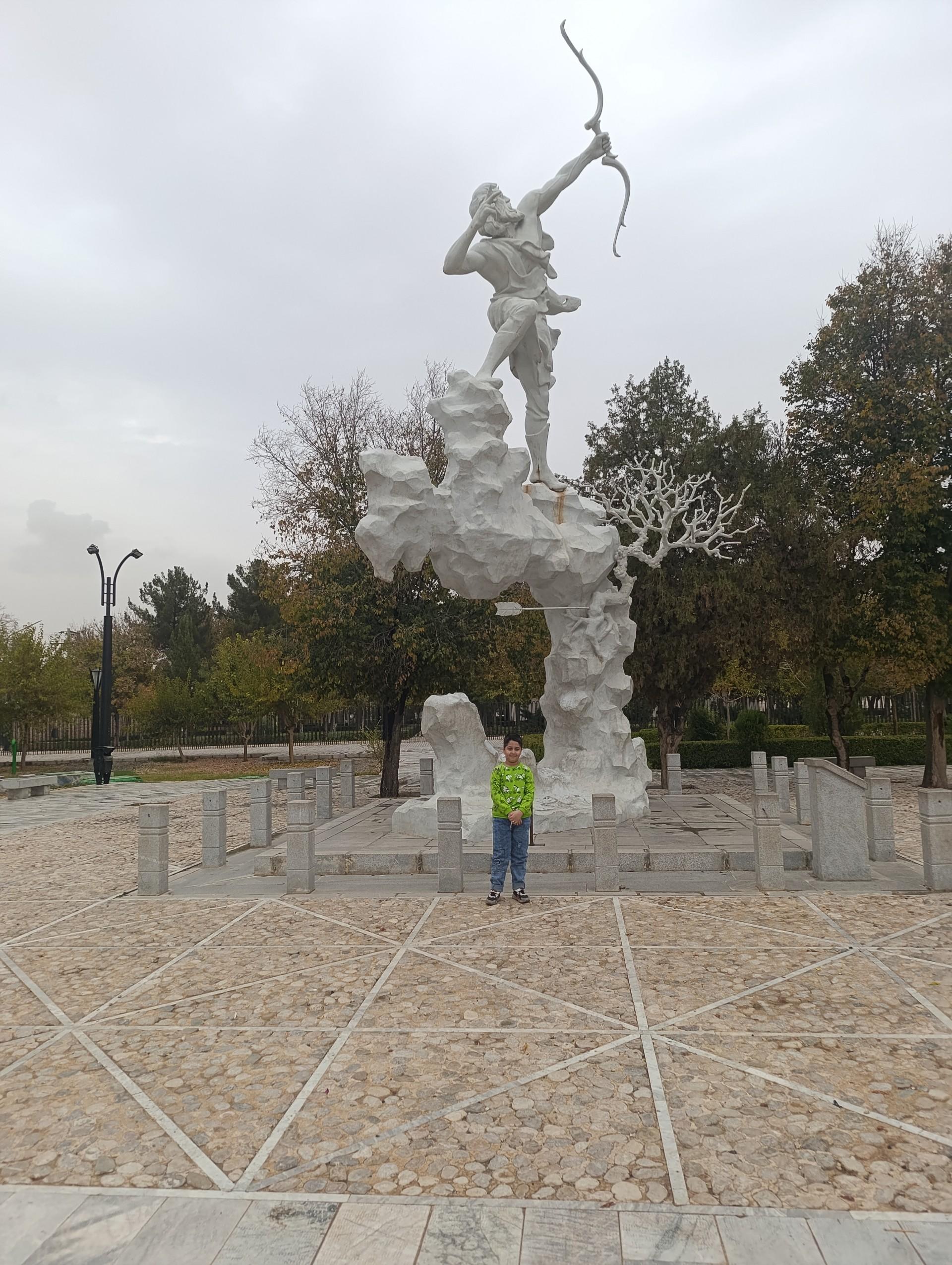 عکس آرامگاه فردوسی