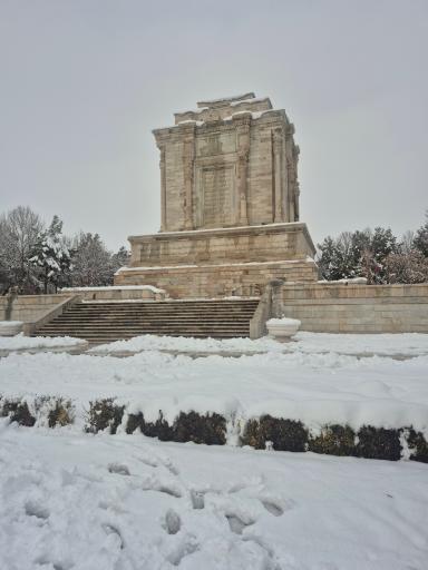 عکس آرامگاه فردوسی