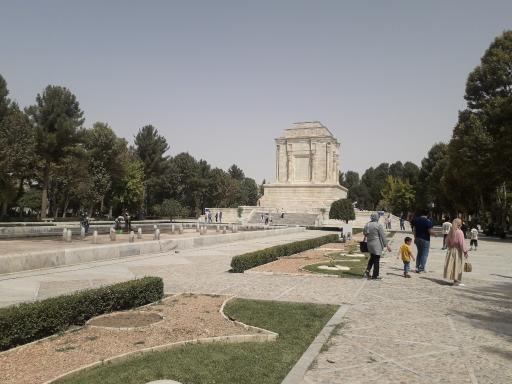 عکس آرامگاه فردوسی