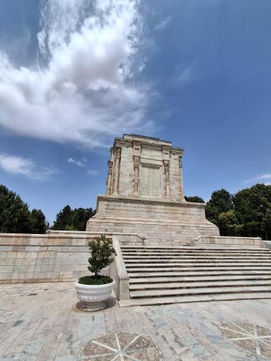 عکس آرامگاه فردوسی