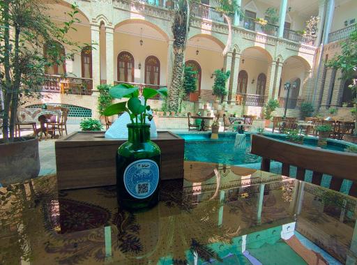 عکس عمارت ملوکانه