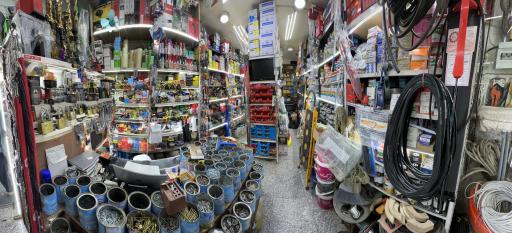 عکس فروشگاه ابزار آذر