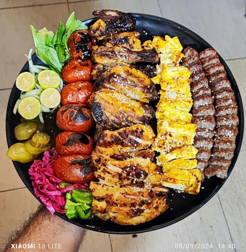 عکس رستوران فاطیما گل