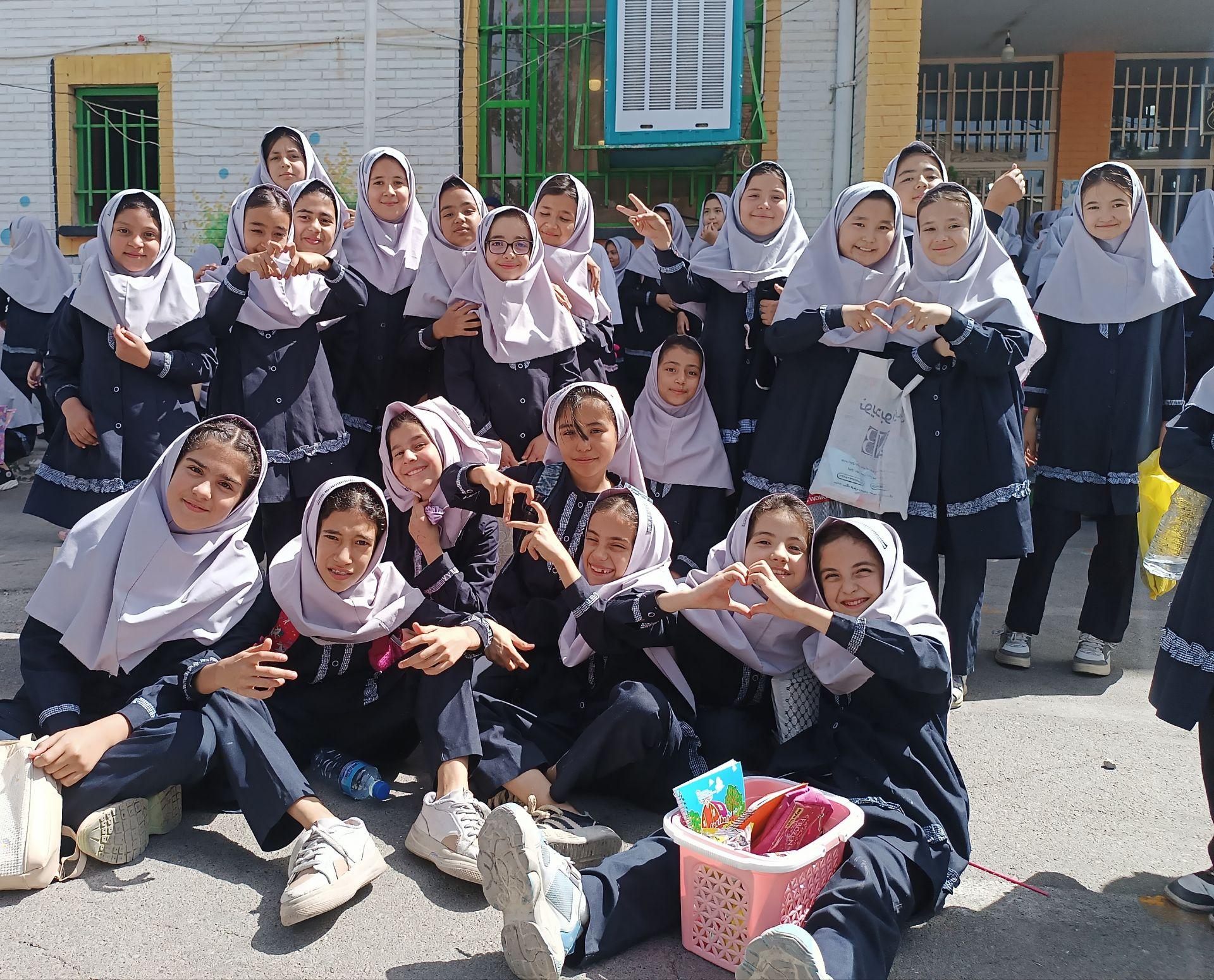 عکس مدرسه دخترانه شهید اسدالله ارمبو۲