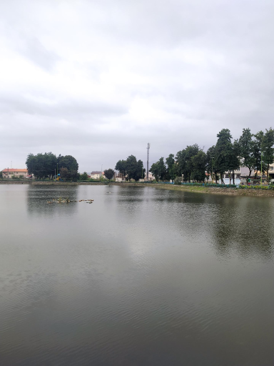 عکس استخر و پارک پاشوران