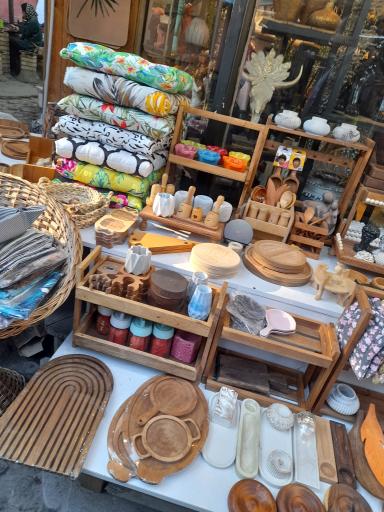 عکس بازارچه خود اشتغالی لاله