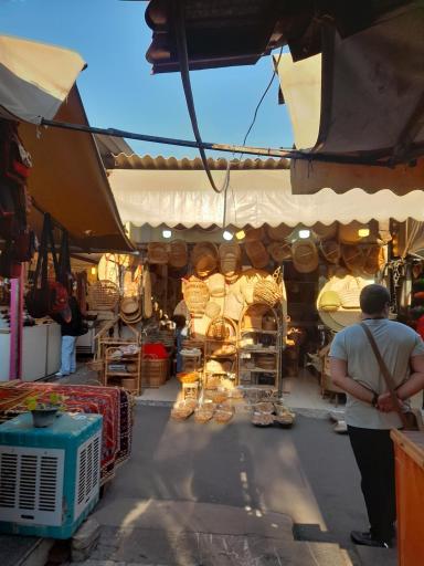 عکس بازارچه خود اشتغالی لاله