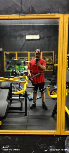 عکس باشگاه بدنسازی آقایان عصر بدن