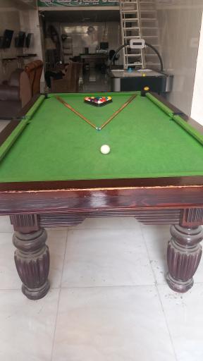 عکس باشگاه بیلیارد  نایین