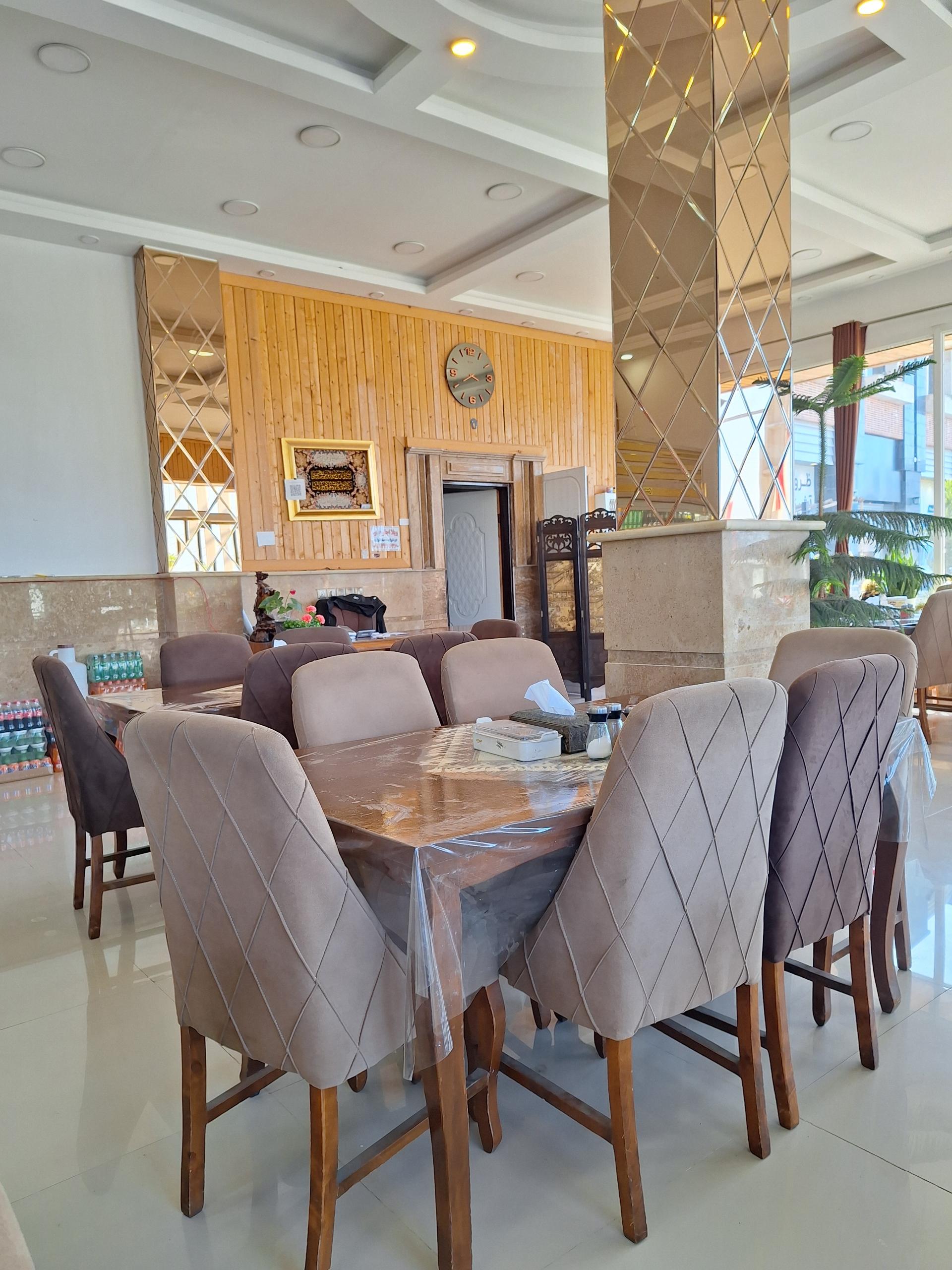 عکس رستوران نیما 