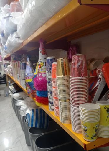 عکس ظروف یکبار مصرف پارس پلاستیک