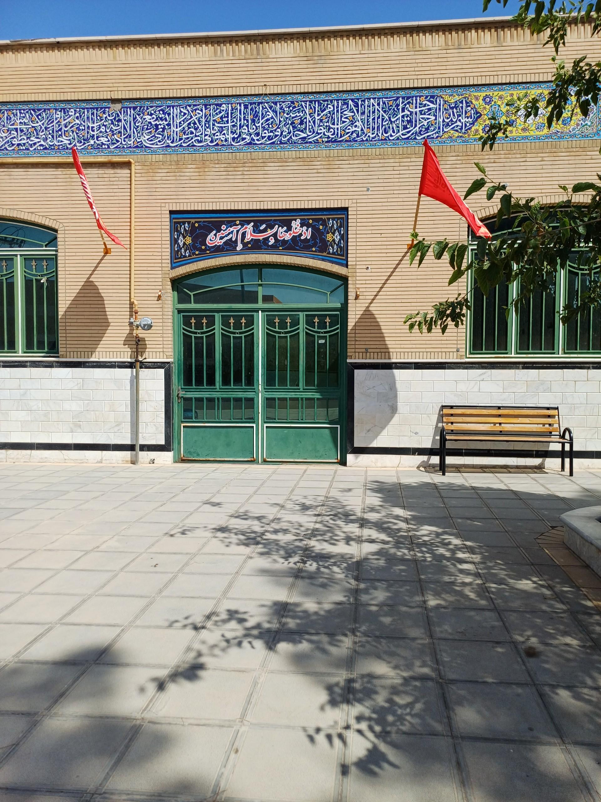 عکس سالن تطهیر و غسالخانه زنانه
