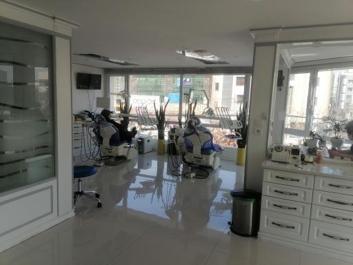 مطب دندانپزشکی دکتر کیانمهر