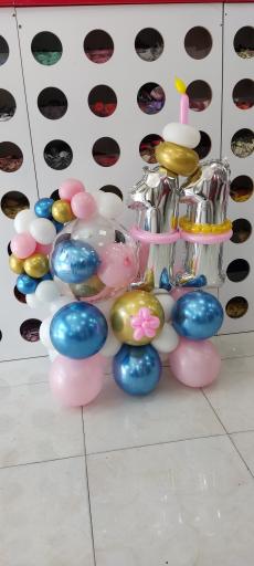 عکس پخش ظروف یکبار مصرف و تم تولد صانع