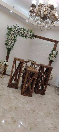 عکس پخش ظروف یکبار مصرف و تم تولد صانع