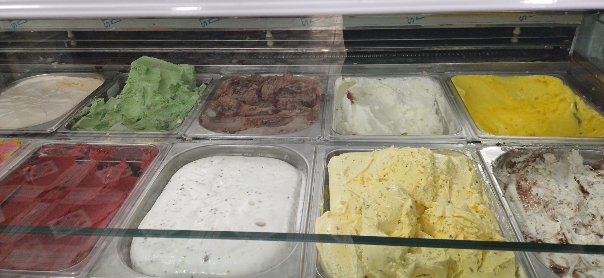 عکس فالوده بستنی عبدی 