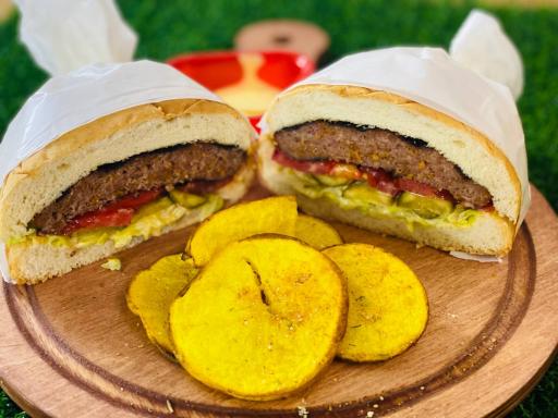 عکس فست فود ماه صنم