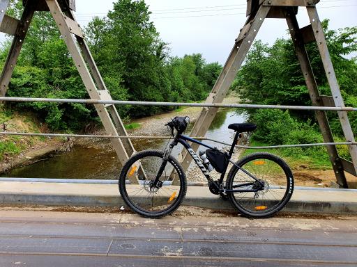 عکس پل فلزی گلرودبار