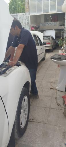 عکس تست انژکتور و باطری سازی نوین صنعت