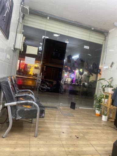 عکس پیرایش فرشاد 