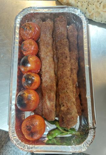 عکس کبابی گلپایگانی ولیعصر 