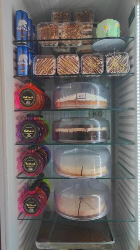 عکس کافه کیک مل