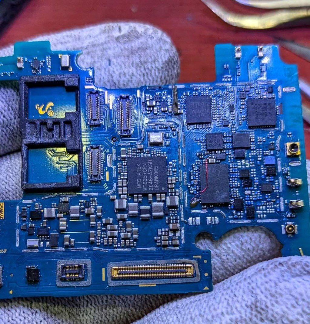 عکس موبایل حسام