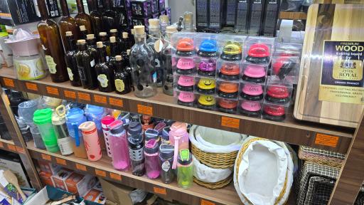 عکس فروشگاه سه رقمی