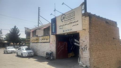 عکس تعمیرگاه اگزوز و رادیاتور فتحی