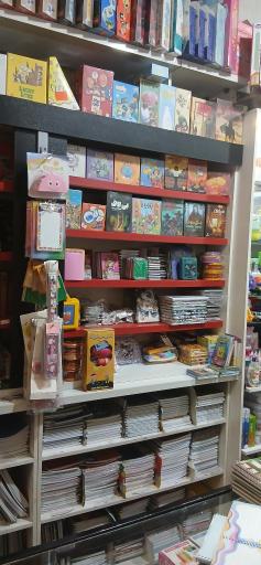 عکس فروشگاه نوشت افزار و بازی فکری باربد