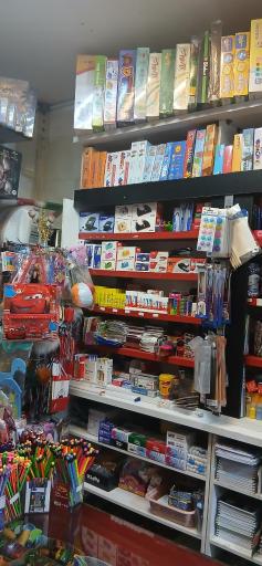 عکس فروشگاه نوشت افزار و بازی فکری باربد