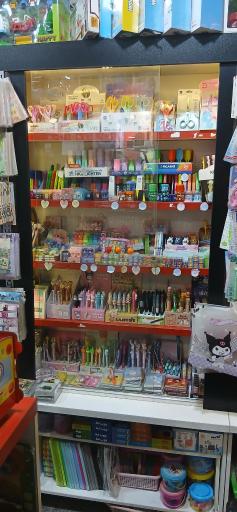 عکس فروشگاه نوشت افزار و بازی فکری باربد