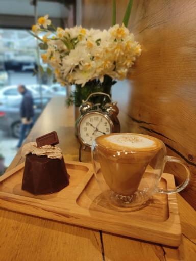 عکس کافه کیک مرداویج 