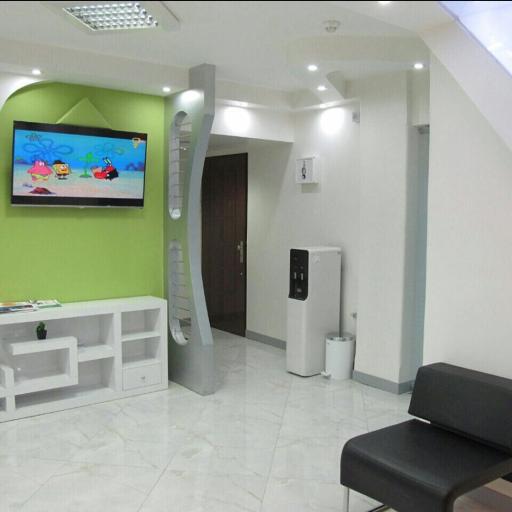 عکس دکتر نسیم اثنا عشری